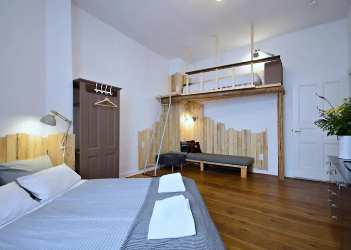 Courtyard Apartment